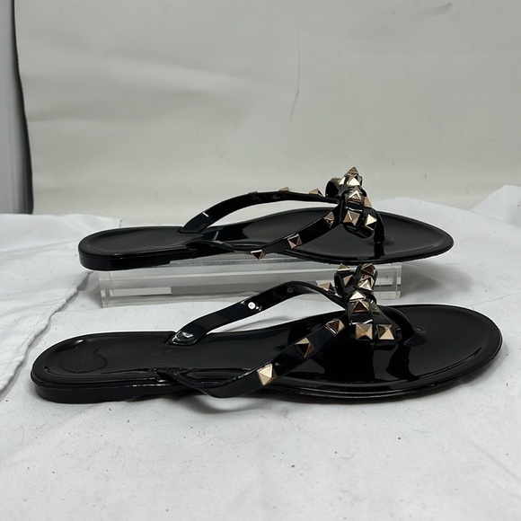 Black Rubber Sz 8.5 Rose Gold Studs Flip Flop Thongs Sandals - Picture 4 of 6